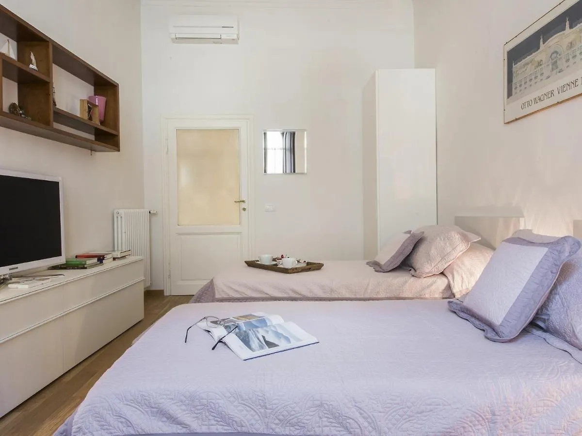 Degas Apartment Florence Italy
